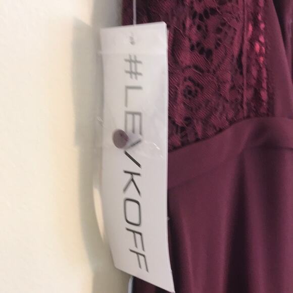 Bill Levkoff Bridesmaid Gown Dress #7027 Lace Chiffon Wine Size 2 New with tags - Picture 7 of 10